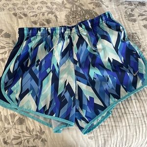 Girls dri fit short